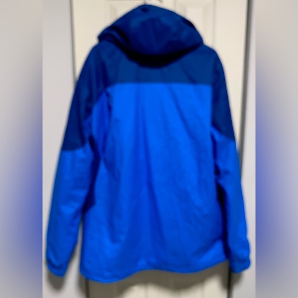Columbia Interchange 2-in-1 Winter Jacket
Men's XL Blue Omni-Tech Ski Snow Coat - Picture 5 of 14
